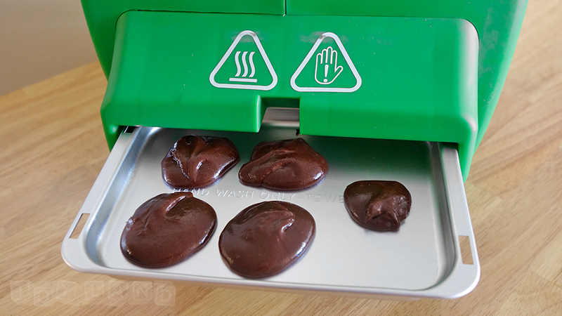 Illustration for article titled Girl Scouts Cookie Oven Review: Get Your Thin Mints Fix Anytime, Anywhere
